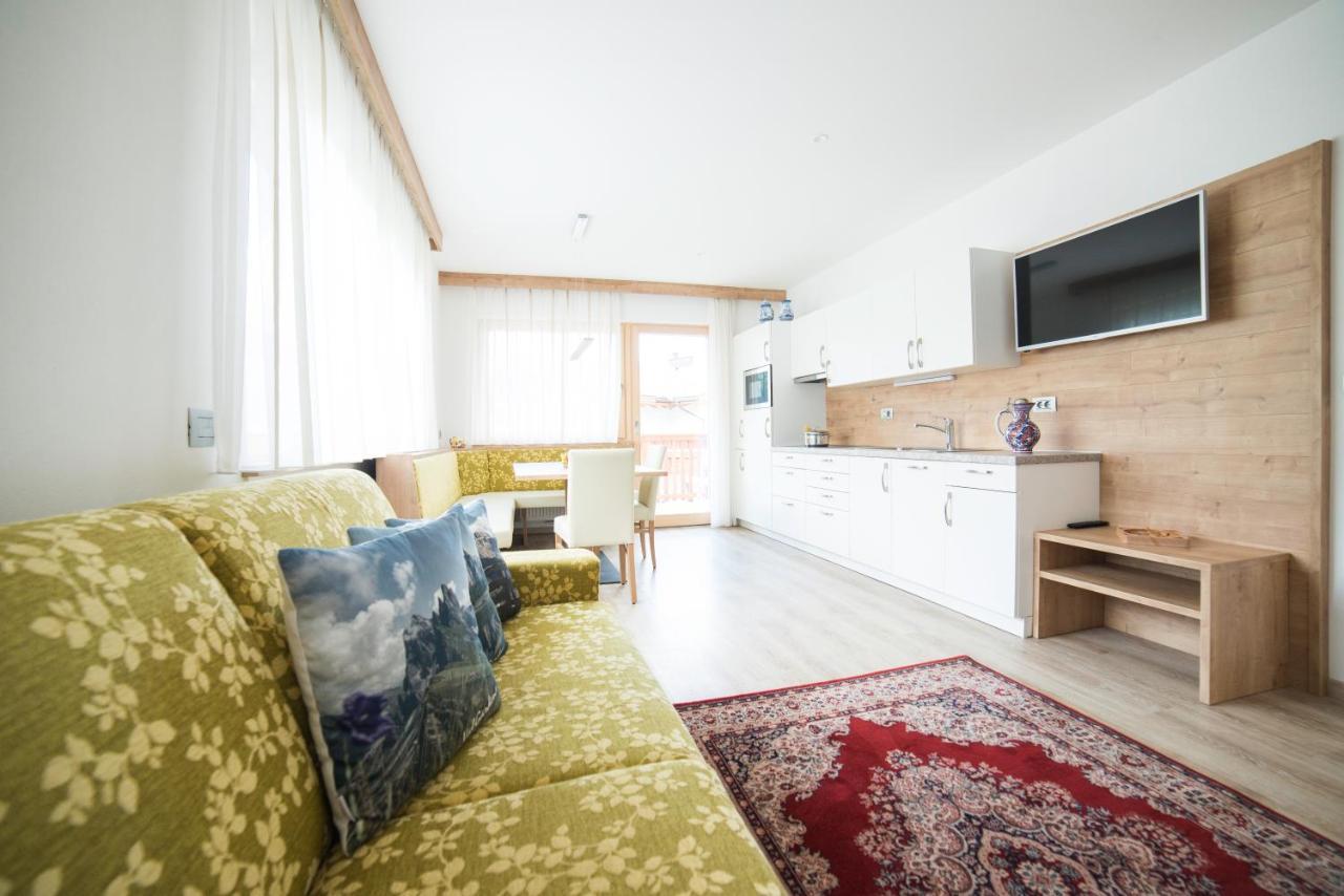 Residence Ravisa Dolomites Selva di Val Gardena Luaran gambar