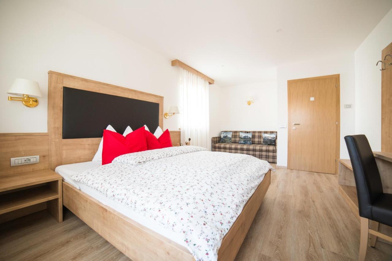 Residence Ravisa Dolomites Selva di Val Gardena Luaran gambar