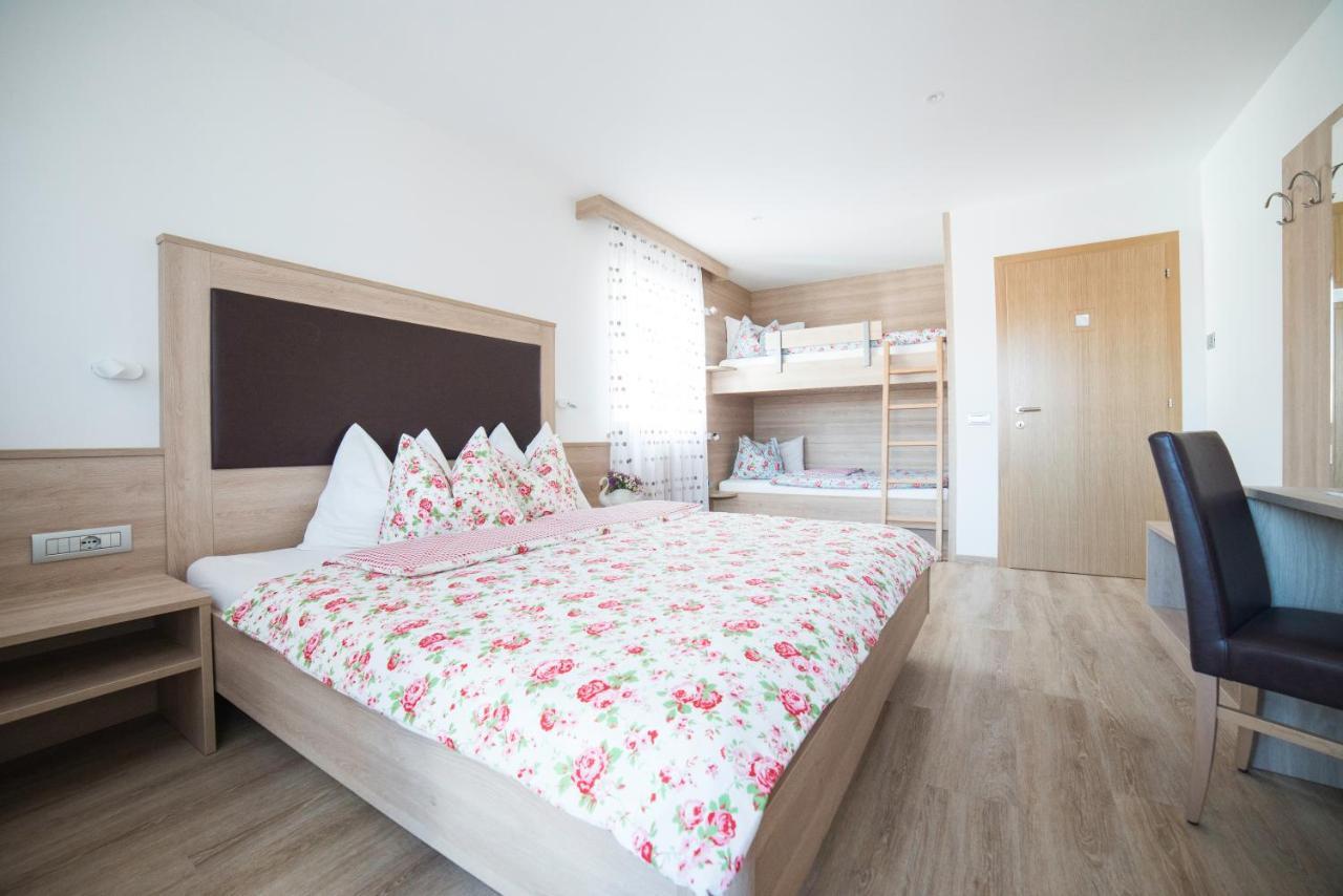 Residence Ravisa Dolomites Selva di Val Gardena Luaran gambar