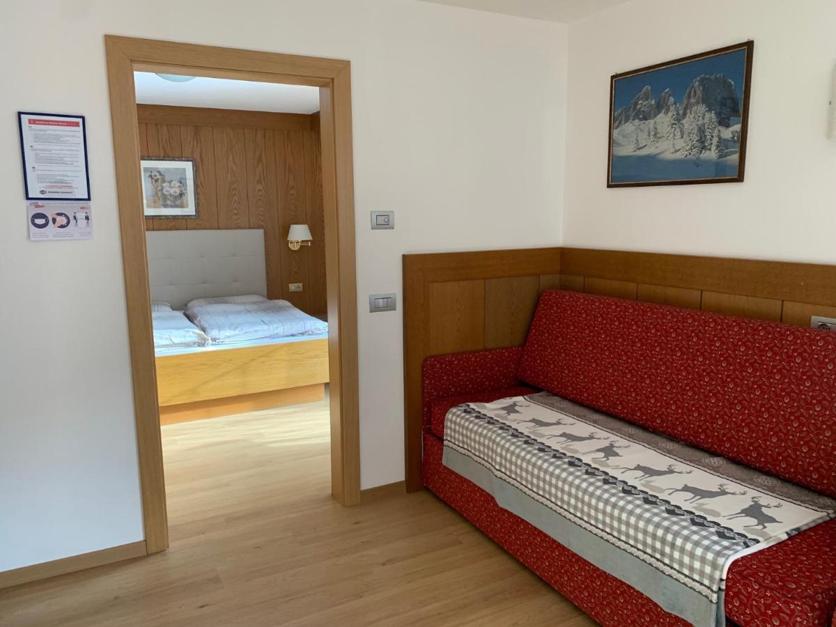 Residence Ravisa Dolomites Selva di Val Gardena Luaran gambar