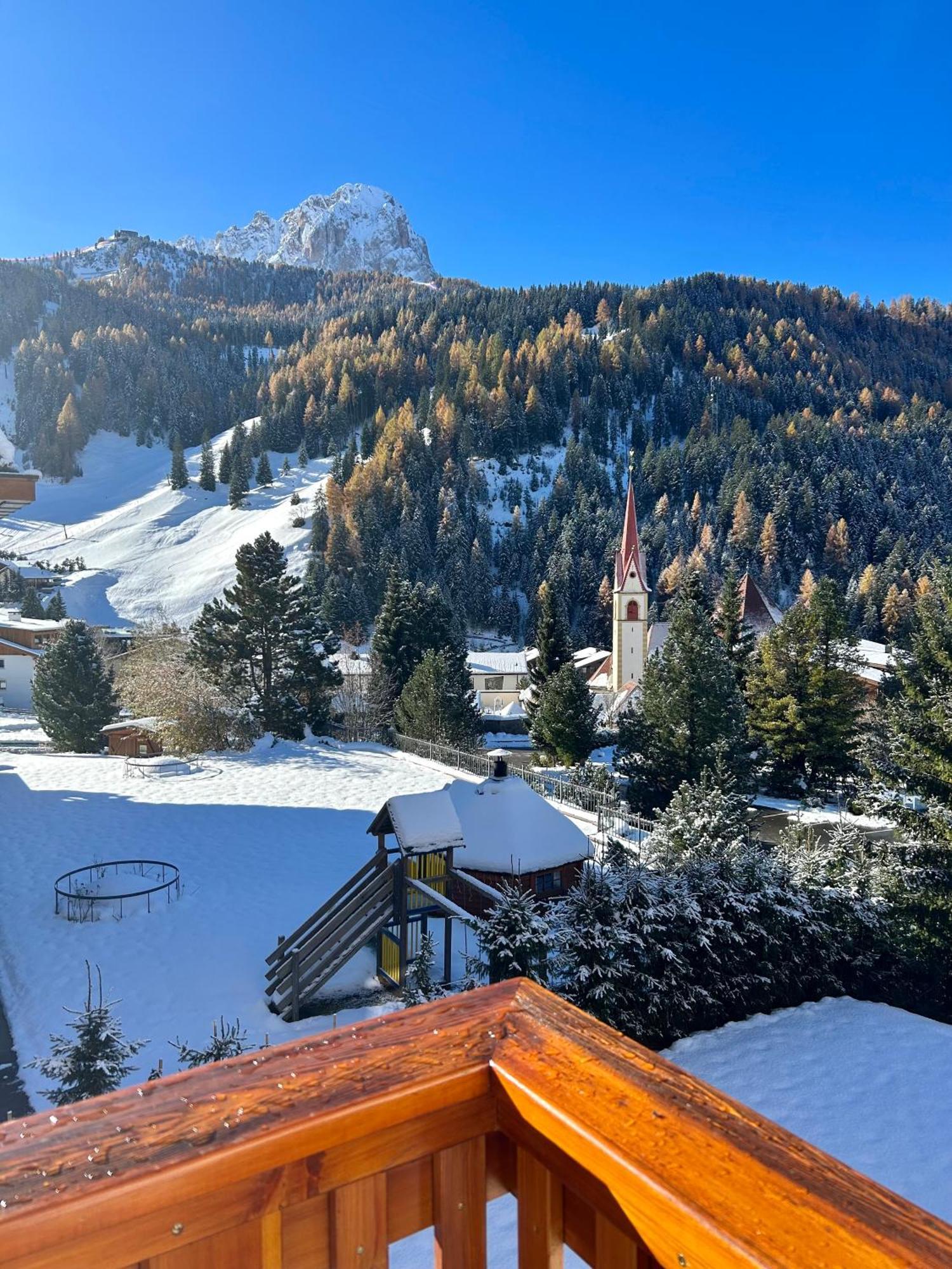 Residence Ravisa Dolomites Selva di Val Gardena Luaran gambar